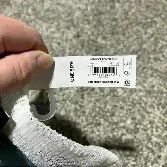 Women's Blue and White Baseball /Trucker Hat with decorative Pins NWT - Picture 4 of 6